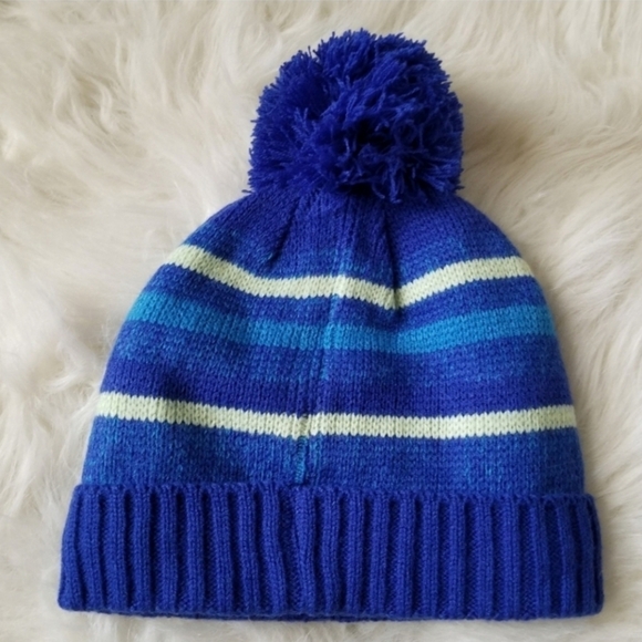 Field & Stream Blue Bom Bom Beanie - Picture 3 of 7